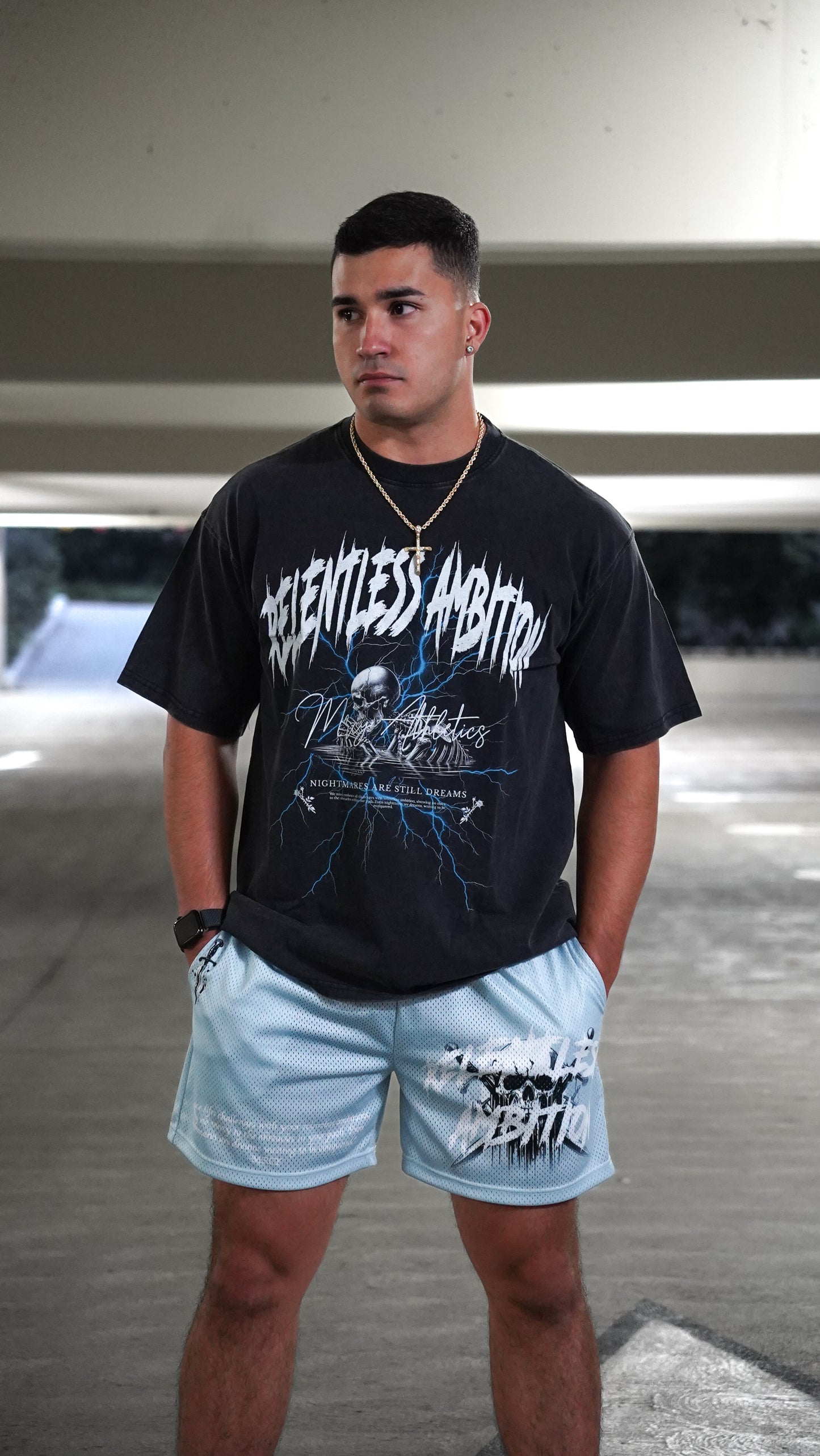 OVERSIZED "RELENTLESS AMBITION" T-SHIRT- BLACK