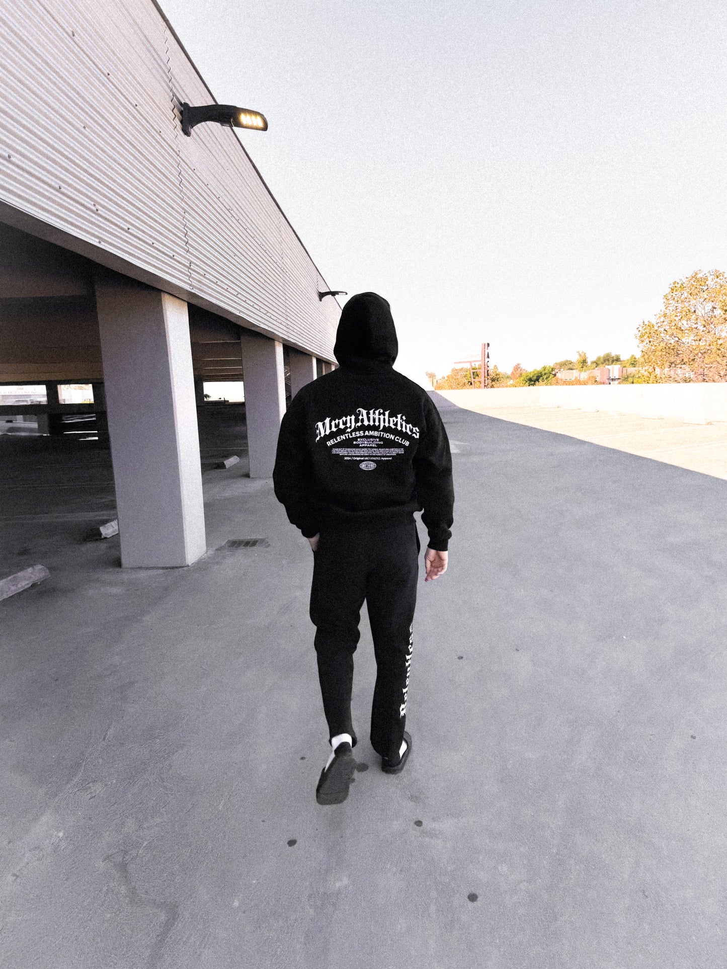 OVERSIZED "RA2" HOODIE- BLACK