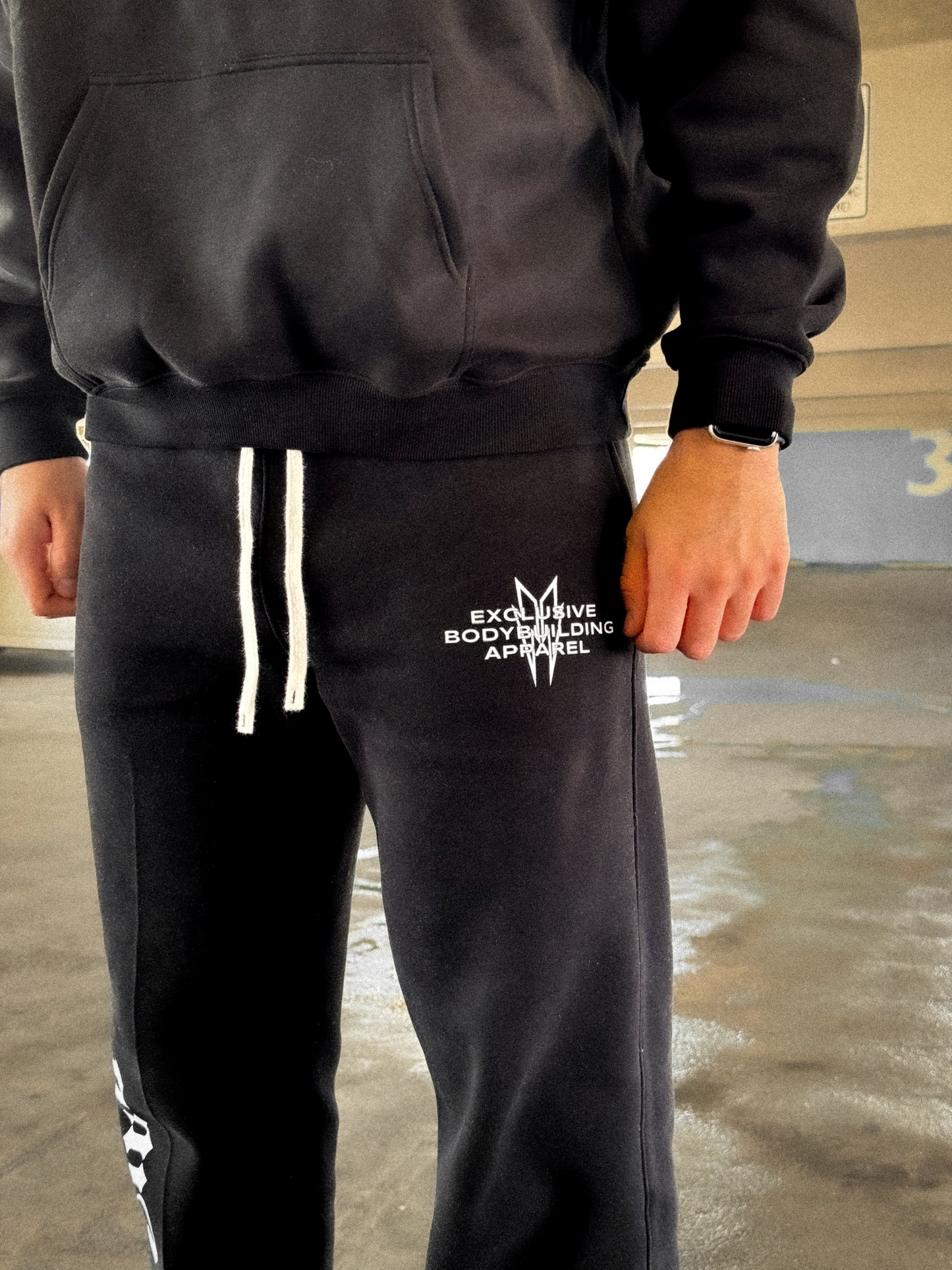 OVERSIZED "RA2" SWEATPANTS- BLACK